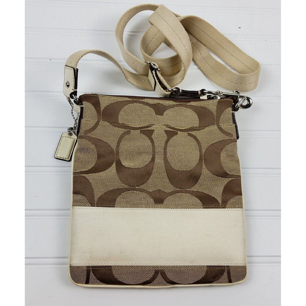 Coach Signature Swingpack Crossbody Shoulder Handbag Purse